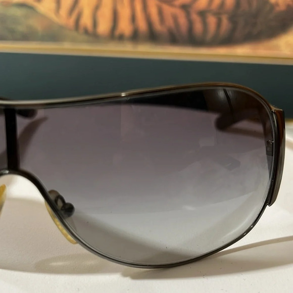 PRADA SHEILD AVIATOR UNISEX SUNGLASSES WITH CASE. 90s VINTAGE AND RARE IN EUC - Picture 16 of 16